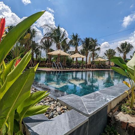 Minh Hai Resort Phu My Bagian luar foto