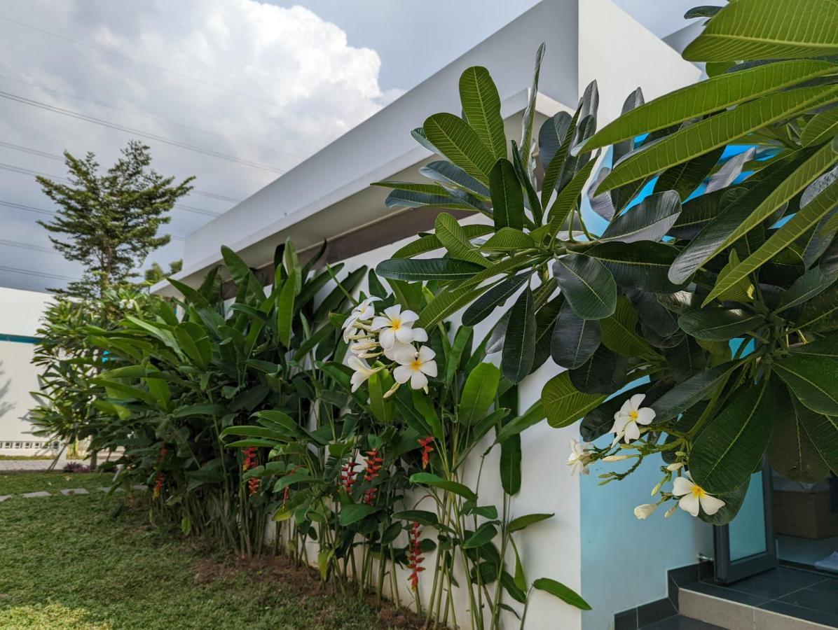 Minh Hai Resort Phu My Bagian luar foto